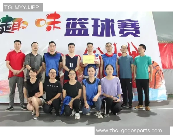 3vs3篮球赛的魅力与技巧解析如何在小场地中展现大智慧与团队合作精神